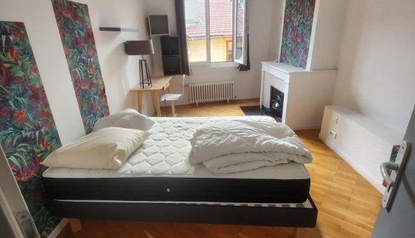Logement étudiant T5 &agrave; Sedan (08200)