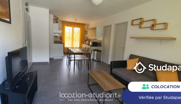 Colocation étudiante Chambre dans une colocation de 9m2