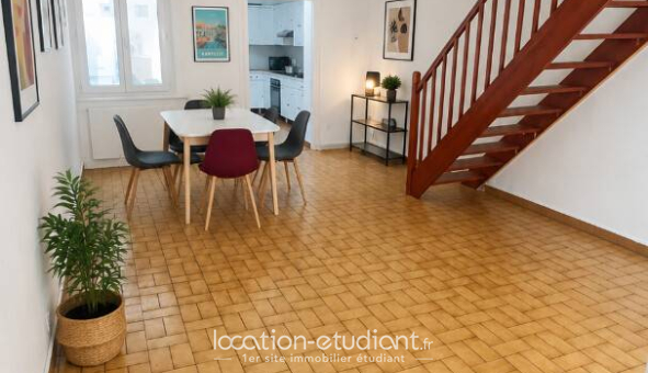 Colocation étudiante Chambre dans une colocation de 12m2